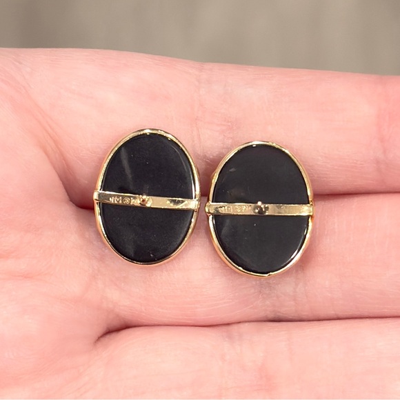 Vintage 14K Onyx Earrings, 1980s Style, Striped Gold Black, Oval Luxury Studs - Picture 10 of 14